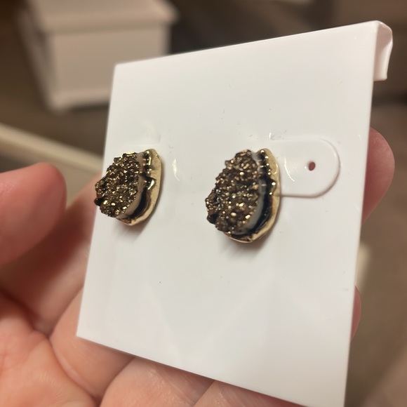 Brown stone earrings - Picture 2 of 2